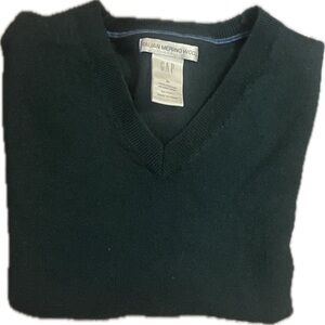 GAP Men's Forest Green V-Neck Sweater